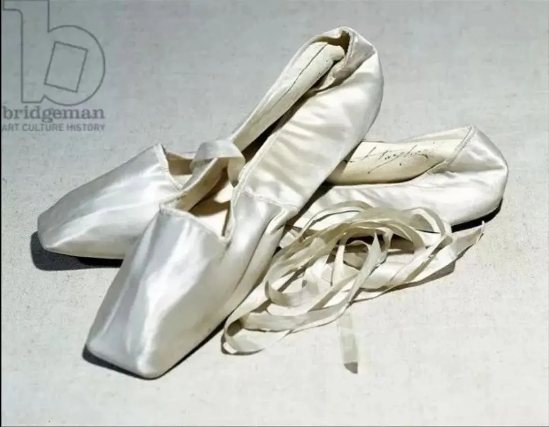 练芭蕾会导致膝超伸吗,练芭蕾舞的脚有多可怕