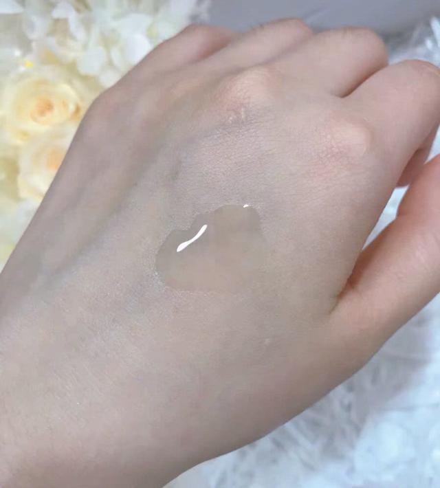 雅诗兰黛小棕瓶精华值得入手吗,雅诗兰黛小棕瓶适合干皮的护肤品