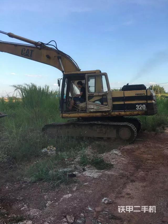 机王依旧不输国产机，23年老兵不死，卡特320V不愧为一代神机