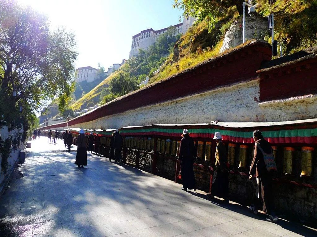 布达拉宫最接近天空的宫殿,布达拉宫十大最壮观的宫殿