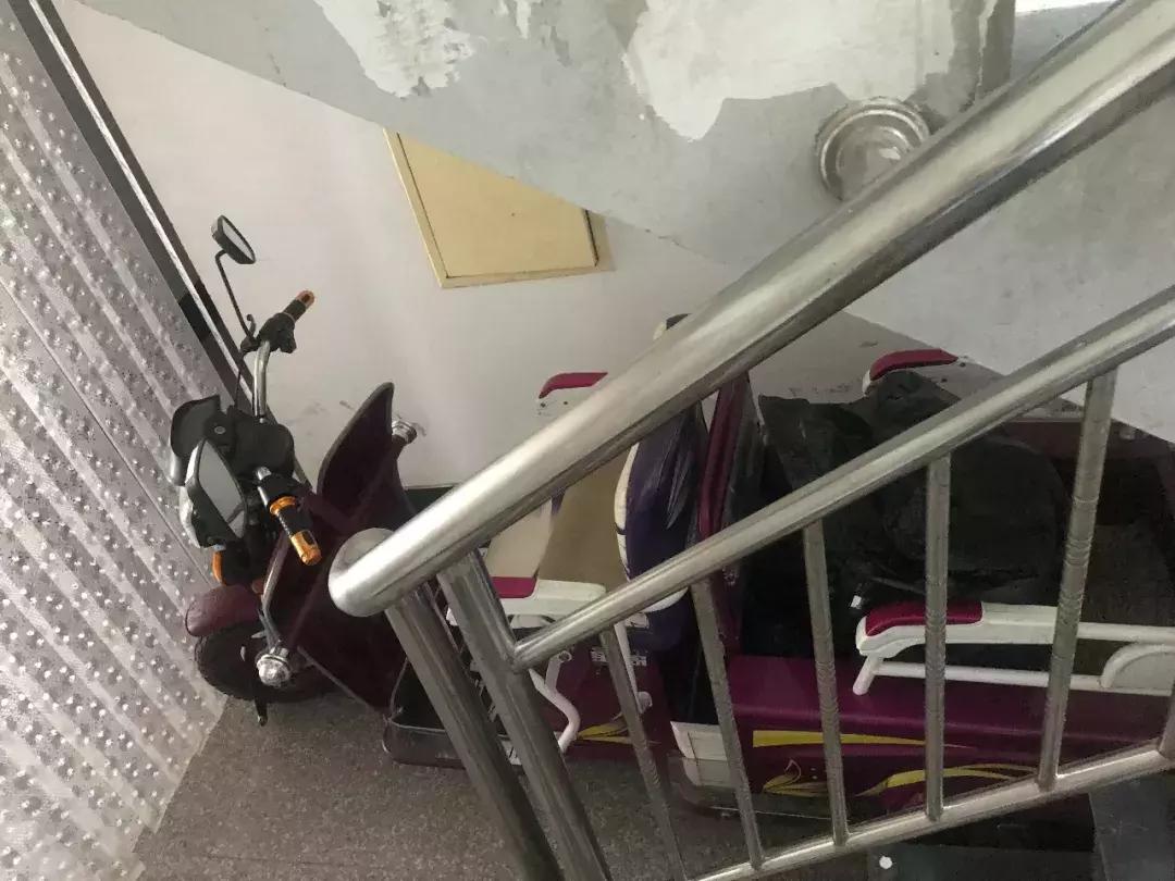 新划进光明中学的这个老小区，位置真好！还不贵