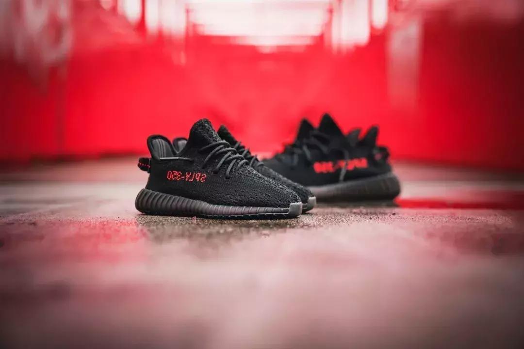 yeezyboost350v2质感骨白,yeezyboost350v2beluga