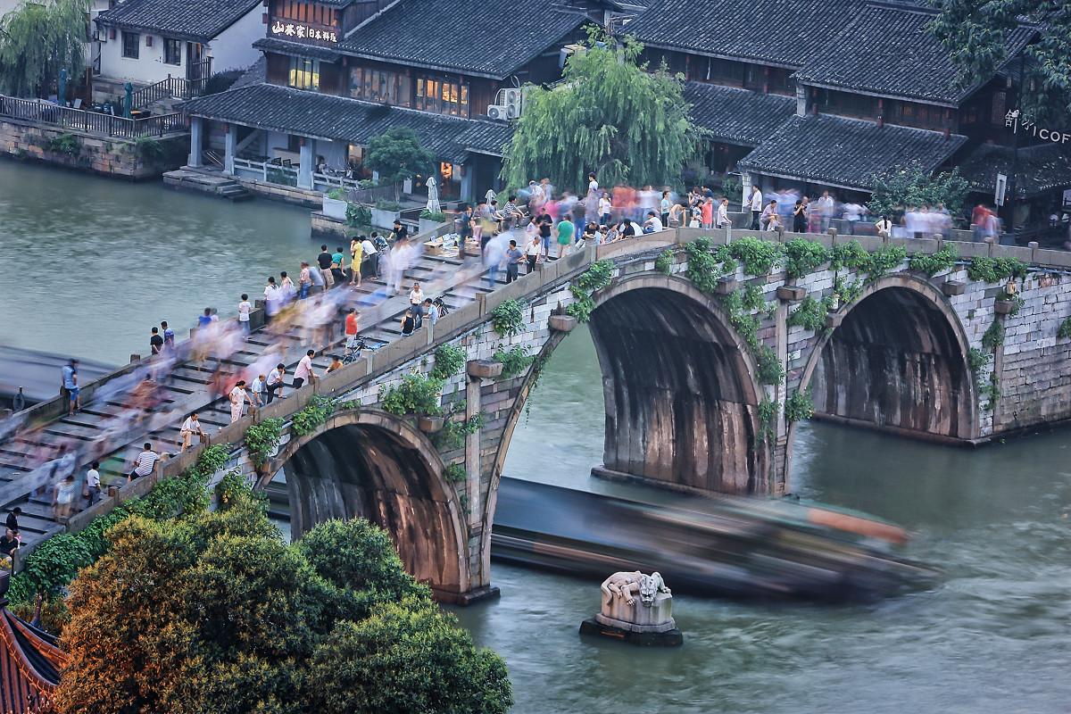 杭州新鸿基江河汇超级地标,杭州十大必去的夜景打卡点免费