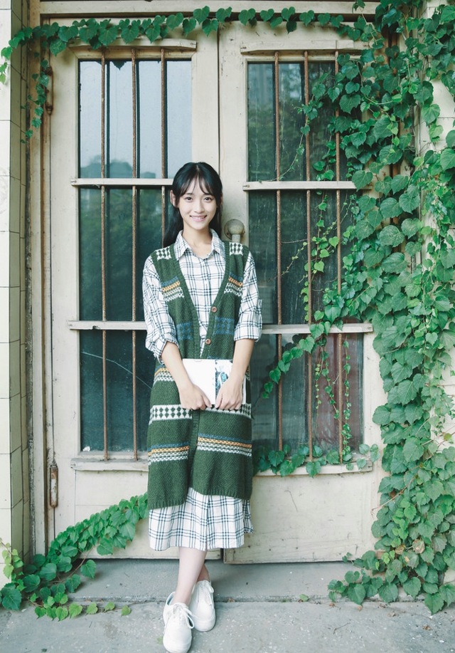 拍照时特别紧张怎么办,拍照面对镜头的技巧