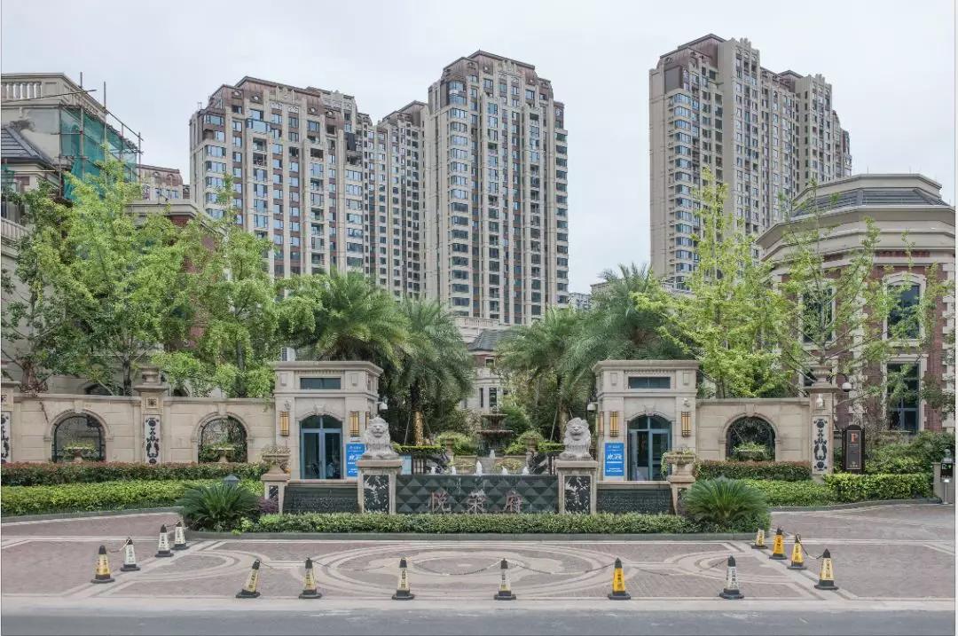 3年拍了400多个小区大门!温州这个摄影师这样说