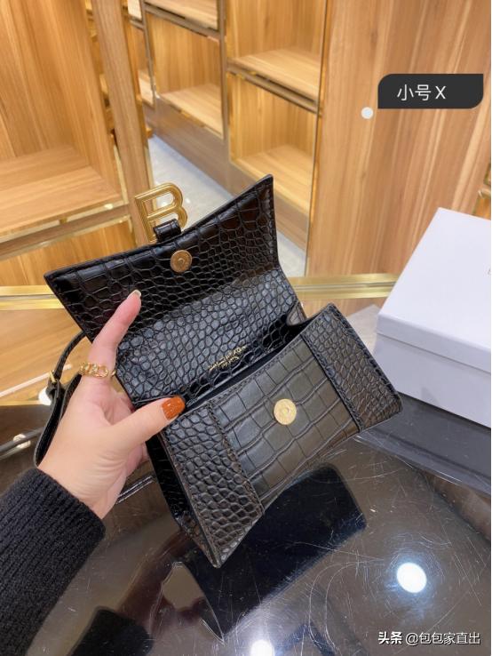 月薪1w能买的大牌包,月薪10w买什么包