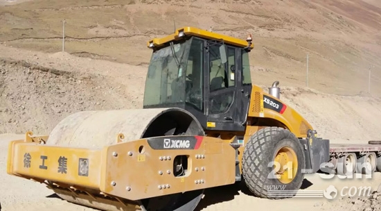 新款全液压徐工压路机,14年徐工22吨双驱全液压压路机