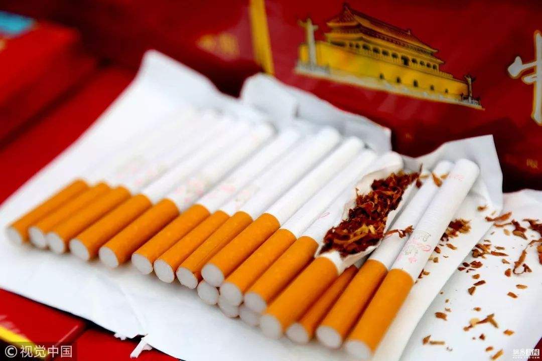 非法销售香烟被判刑可以请律师吗,非法买卖香烟4万判刑多久