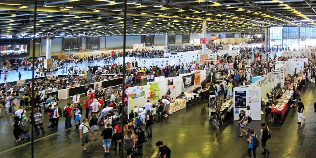 高德救护车出行视频,高德救护车