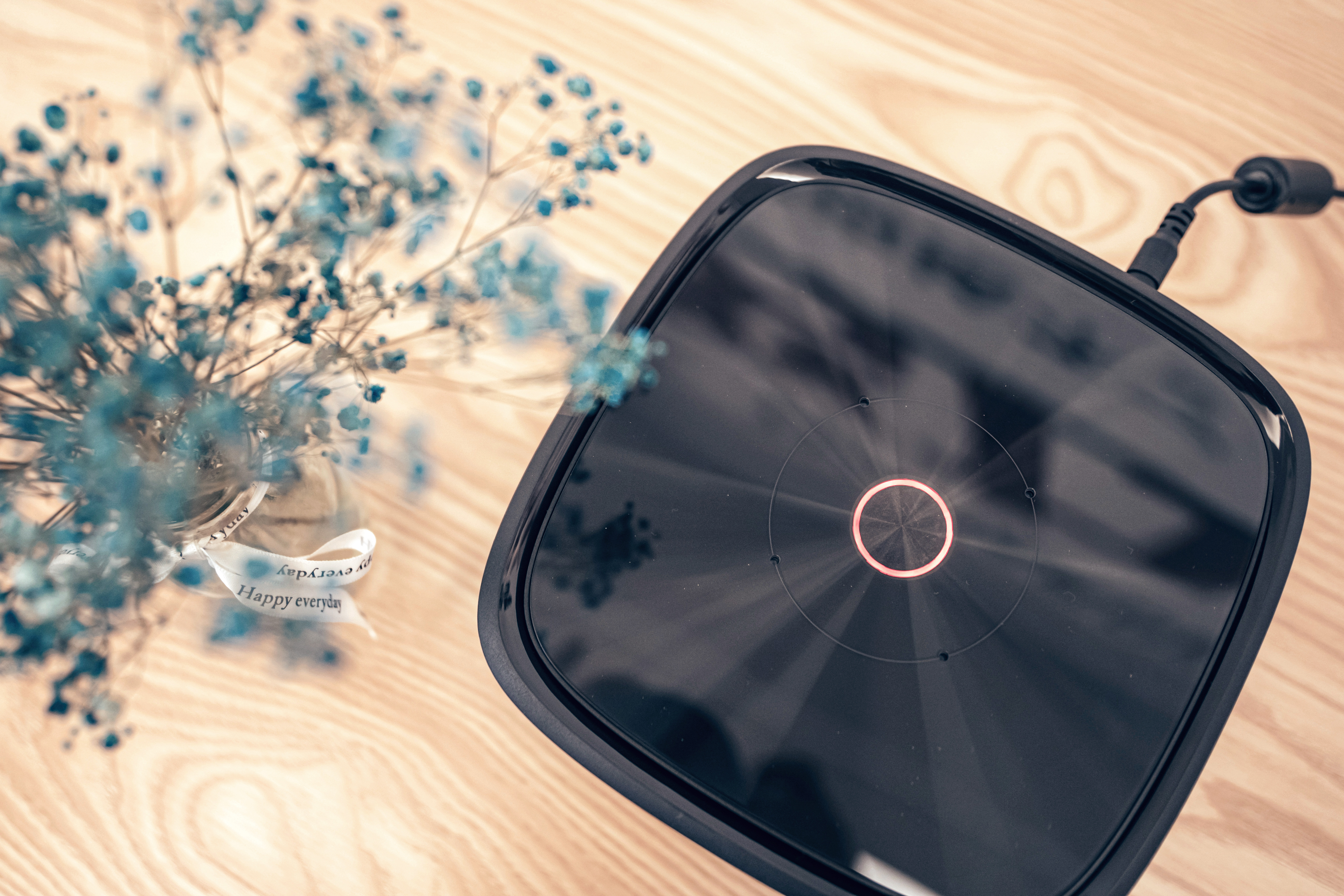 智能投影幕布,微投影坚果