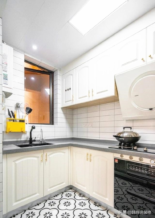 北欧客厅刷什么乳胶漆温馨又好看 (小户型乳胶漆全屋通刷现代北欧)