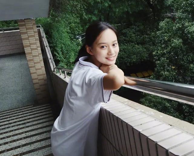 北电第一名夏梦参演作品,北电艺考第一名夏梦参加活动视频