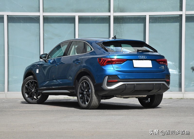 奥迪2020款q340tfsi时尚动感型,2020款奥迪q3sportback车身尺寸