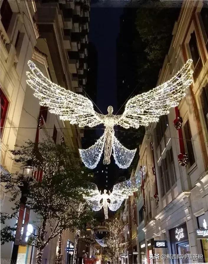 过分美丽！圣诞灯饰点亮香港：泰迪熊、比卡超、布丁狗陪你过圣诞