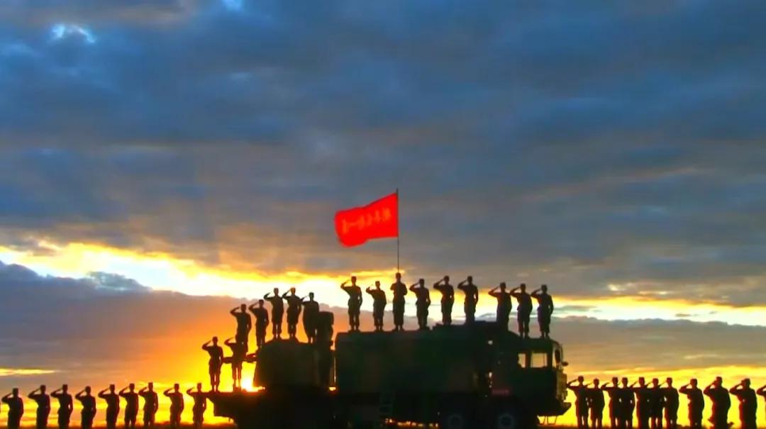 夜读散文美文,夜读散文流淌在岁月中的甜蜜