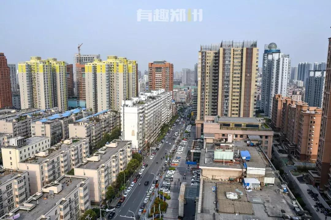 在纬一路和农科路酒吧街，嗨一场成年人的游戏