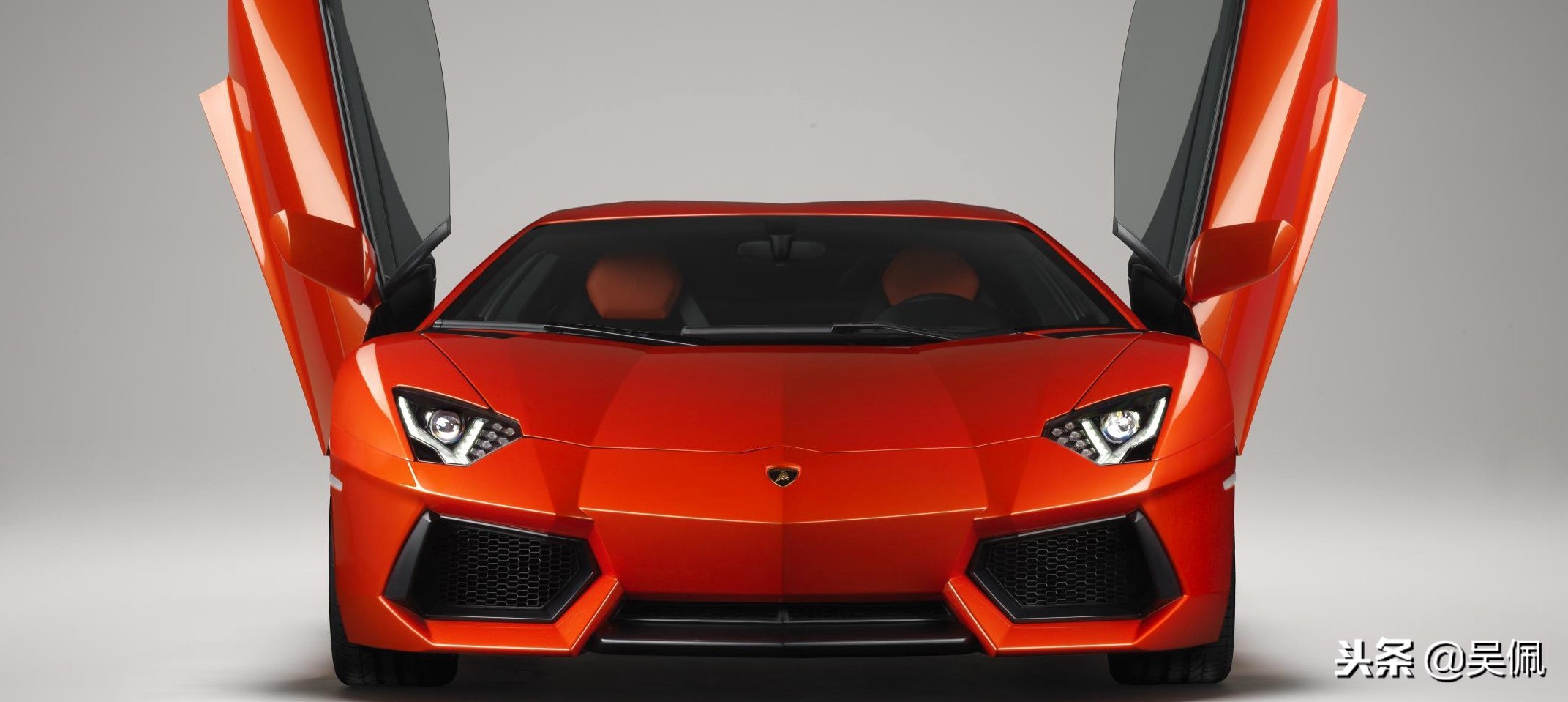 剪刀门与普通的车门区别,无边框车门剪刀门