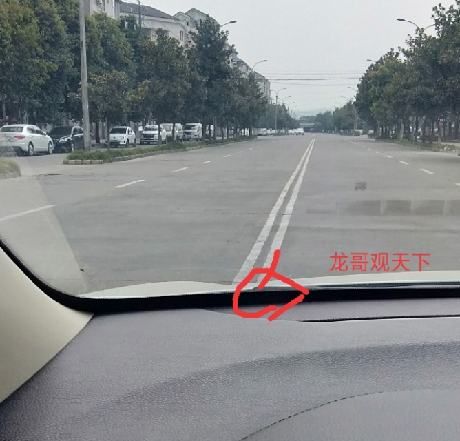 如何安全开车过窄桥,小车怎么过窄桥