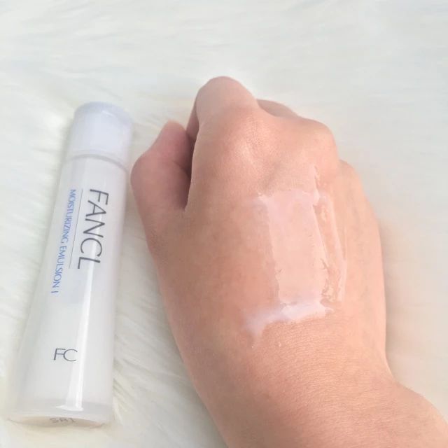 面霜推荐排行榜第一名干皮敏感肌,男士秋冬油皮公认最好的面霜