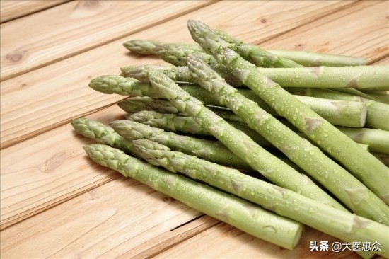 尿很骚是什么气味,尿很骚是什么原因引起的