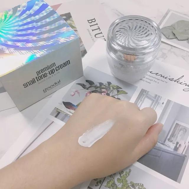 为什么男生都喜欢自己女朋友素颜,为什么男生都喜欢要女朋友的素颜