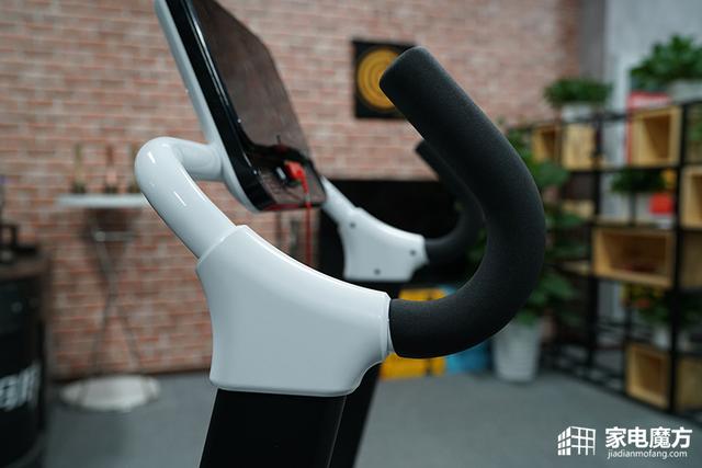 2000左右的跑步机推荐前十名,两千元以内的智能跑步机怎么选