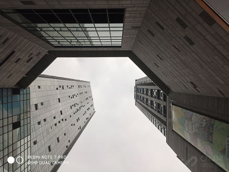 红米note7pro8g256g售价,千元手机红米note7评测