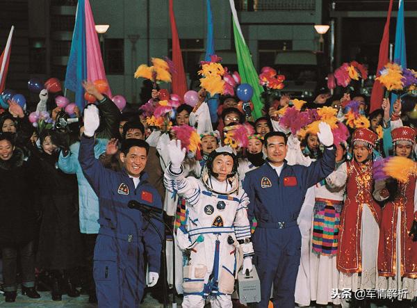 中国宇航员神舟飞船视频,中国神舟飞船及宇航员