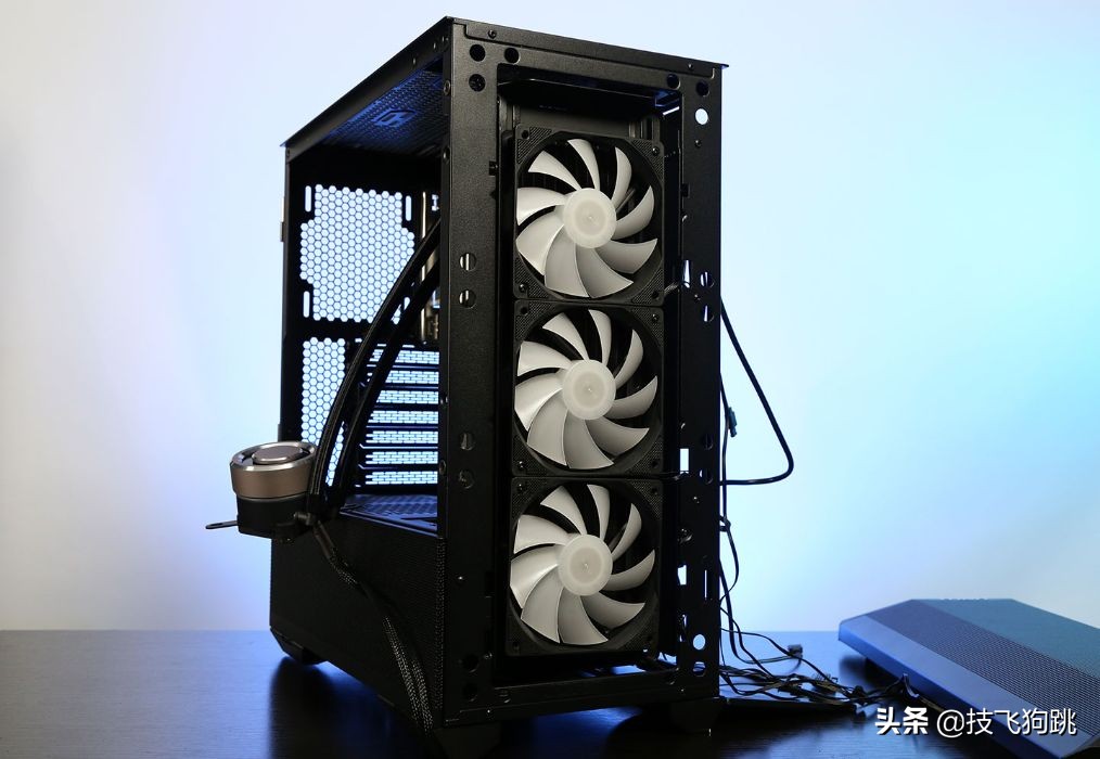 机箱装不上240水冷,主机机箱散热推荐