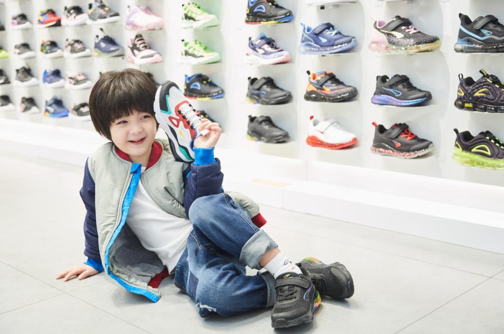 买鞋前验脚,陈天雨童星