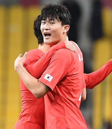 中超又一高价韩国外援人设崩了！球迷已齐聚国安微博：让他滚