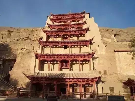 周恩来总理为新中国保护了多少*物文**古迹?