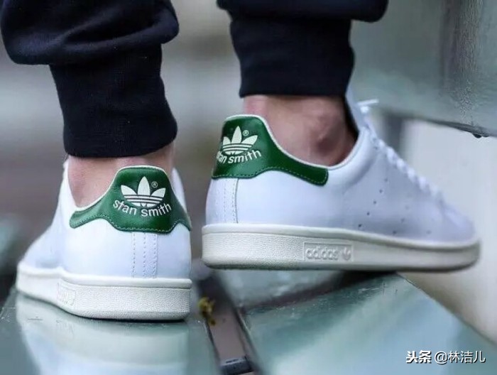 十大耐穿又舒服的休闲运动鞋,公认好看又脚感好的休闲运动鞋