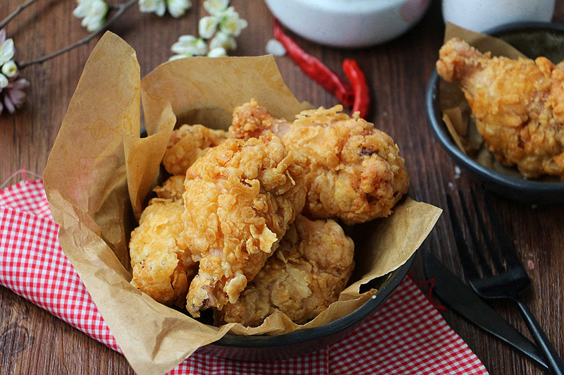 怎么炸鸡全翅又酥又脆,比麦当劳好吃的炸鸡翅做法