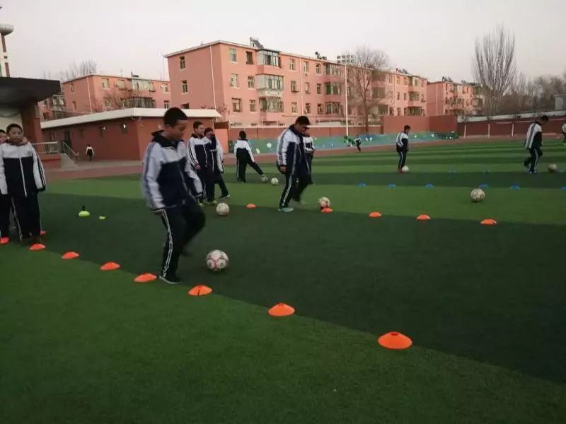 第十四届全运会足球第一名,二中足球队冠军