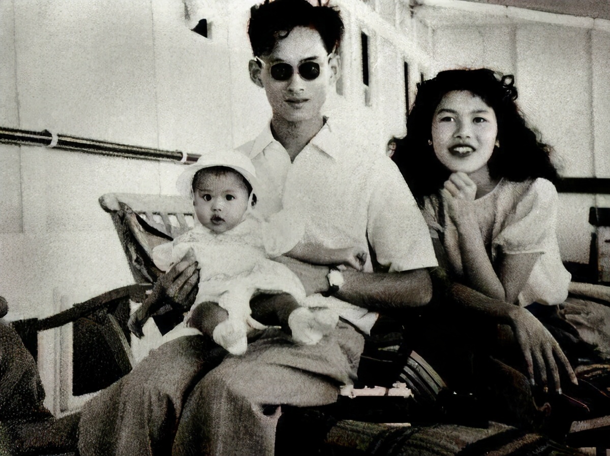 泰国国王和军方谁说了算,泰国国王有权指挥军队吗