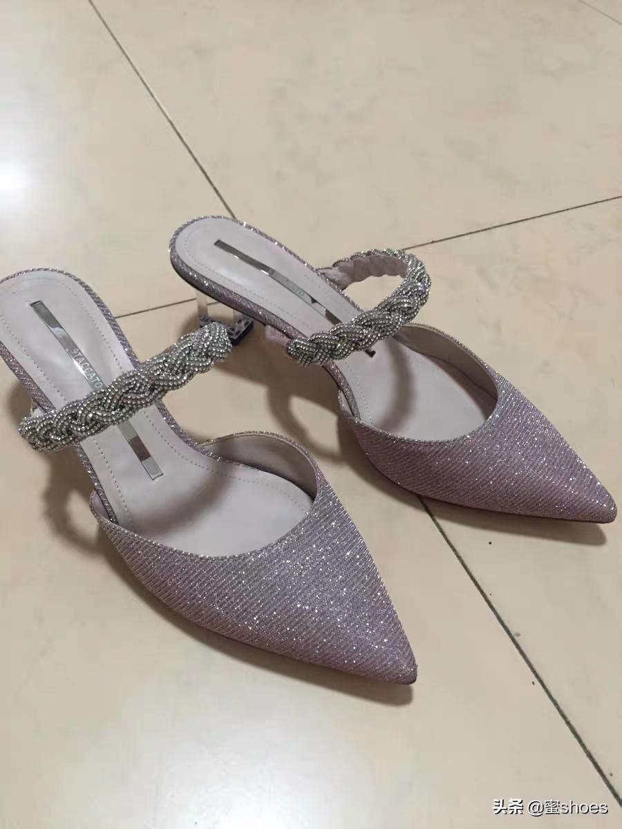 思加图复古玛丽珍鞋秋款介绍,高级感玛丽珍单鞋