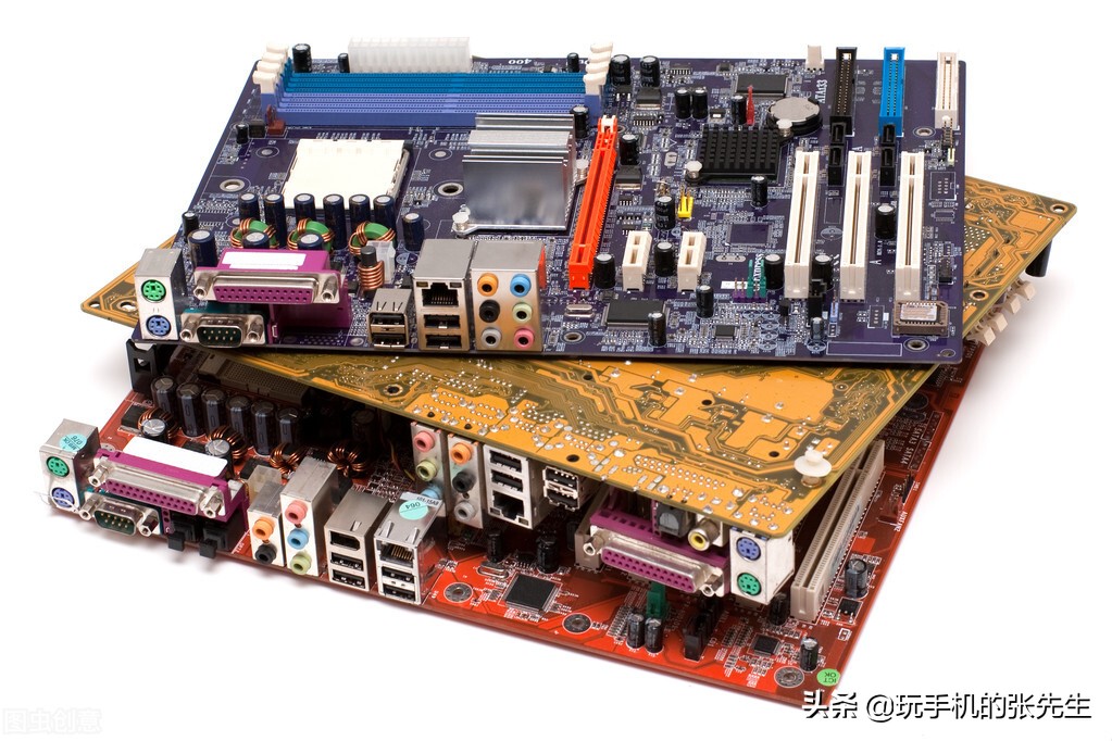 电脑显示器无信号重启一下又正常,电脑挪了个位置显示器显示无信号