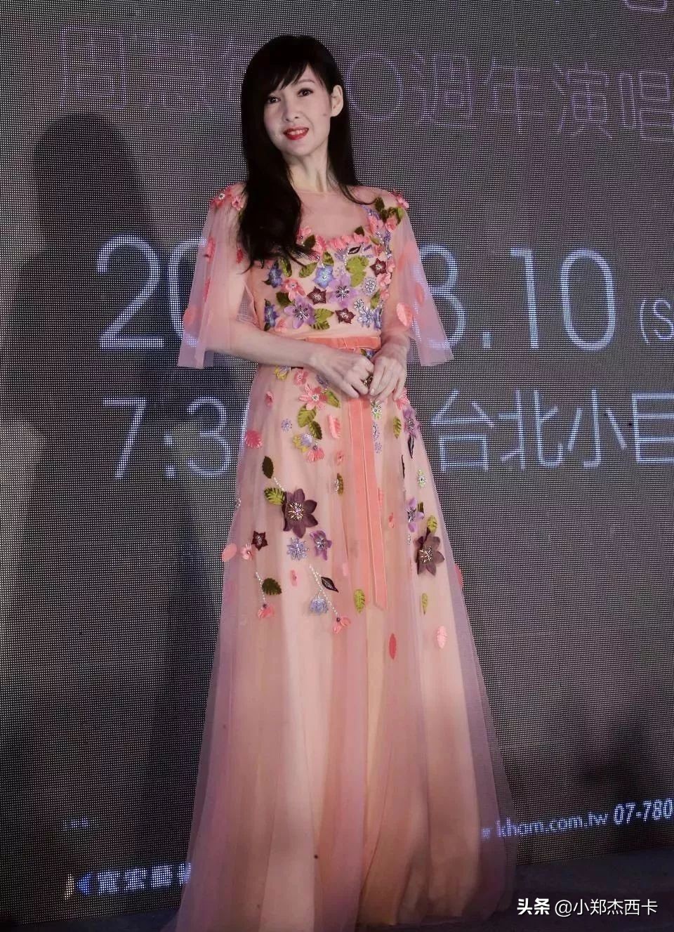 全世界的美人都穿什么,全世界的美女有哪些