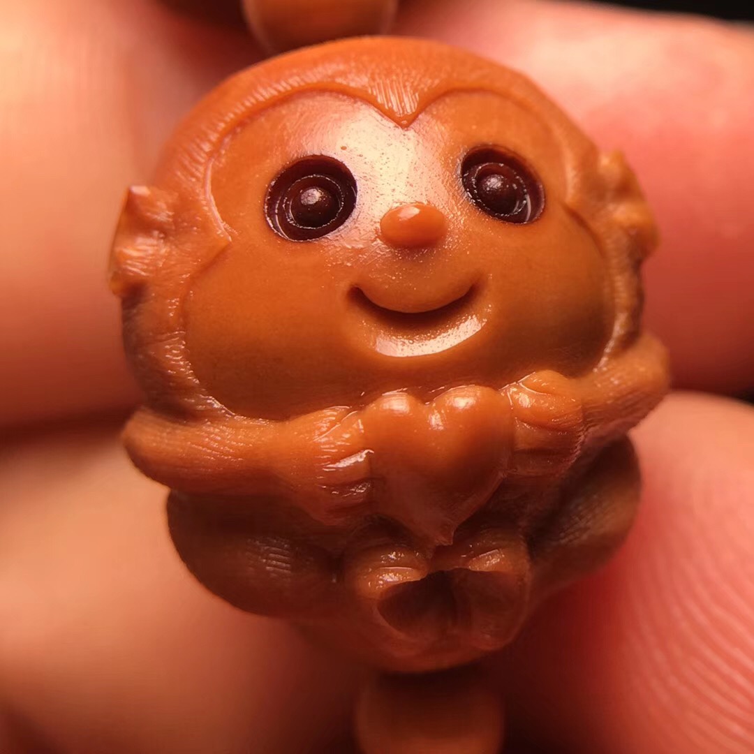 橄榄核雕大点的好还是小的好,橄榄核雕复杂的好还是简单的好