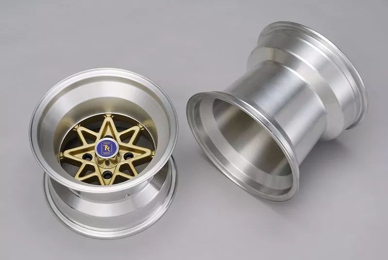 名鞋恒久远经典,经典永流传美丽恒久远