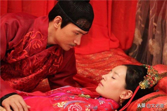 上联拆东墙补西墙还是个窟窿,总结今年拆东墙补西墙