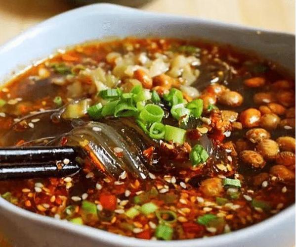 酸辣粉做法爱吃的不要错过啦,吃酸辣粉的正确方式家常版