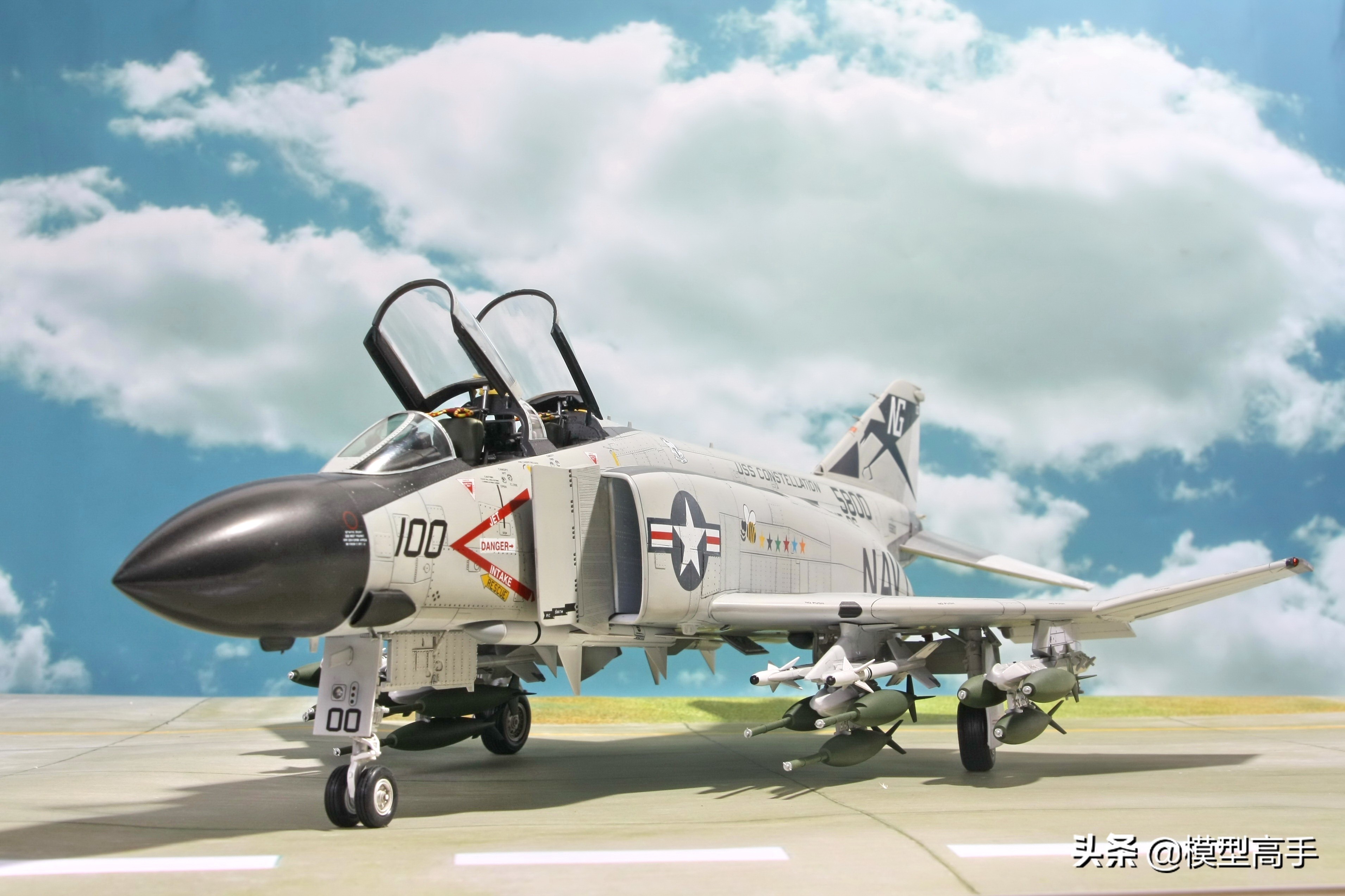 f4战斗机小模型,全尺寸战斗机模型