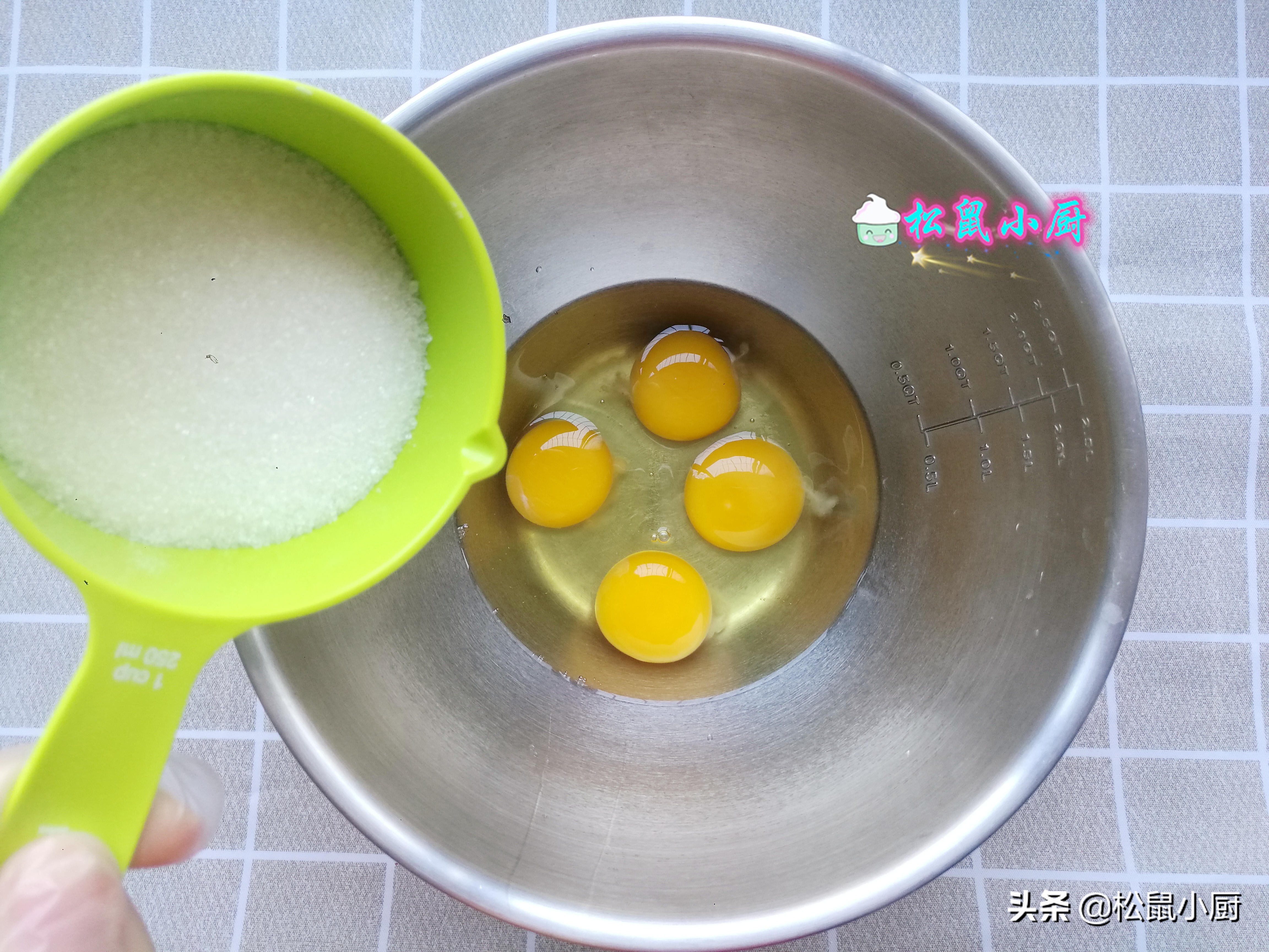 不用烤箱不用电饭煲做简单的蛋糕,不用烤箱的小蛋糕松软香甜