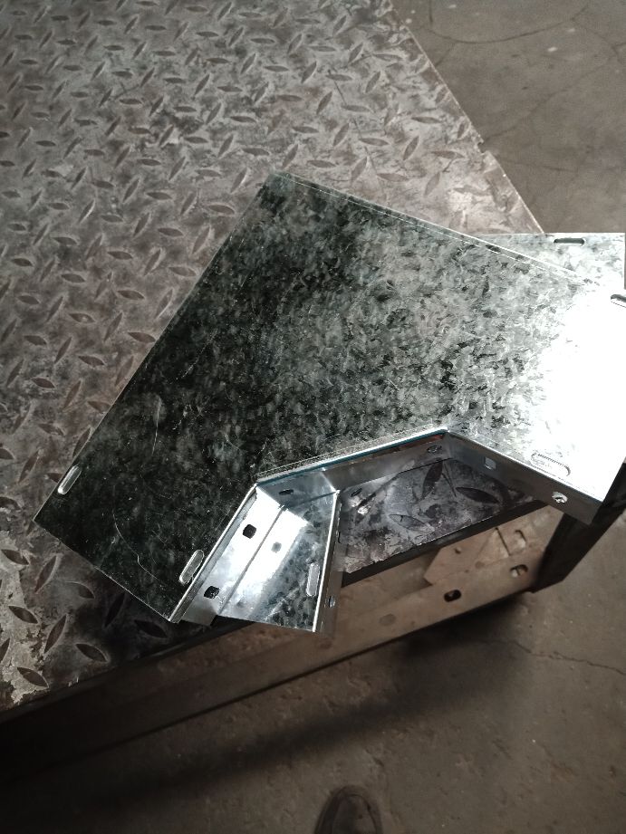 专业做桥架的工人,桥架厂普工是干啥子的