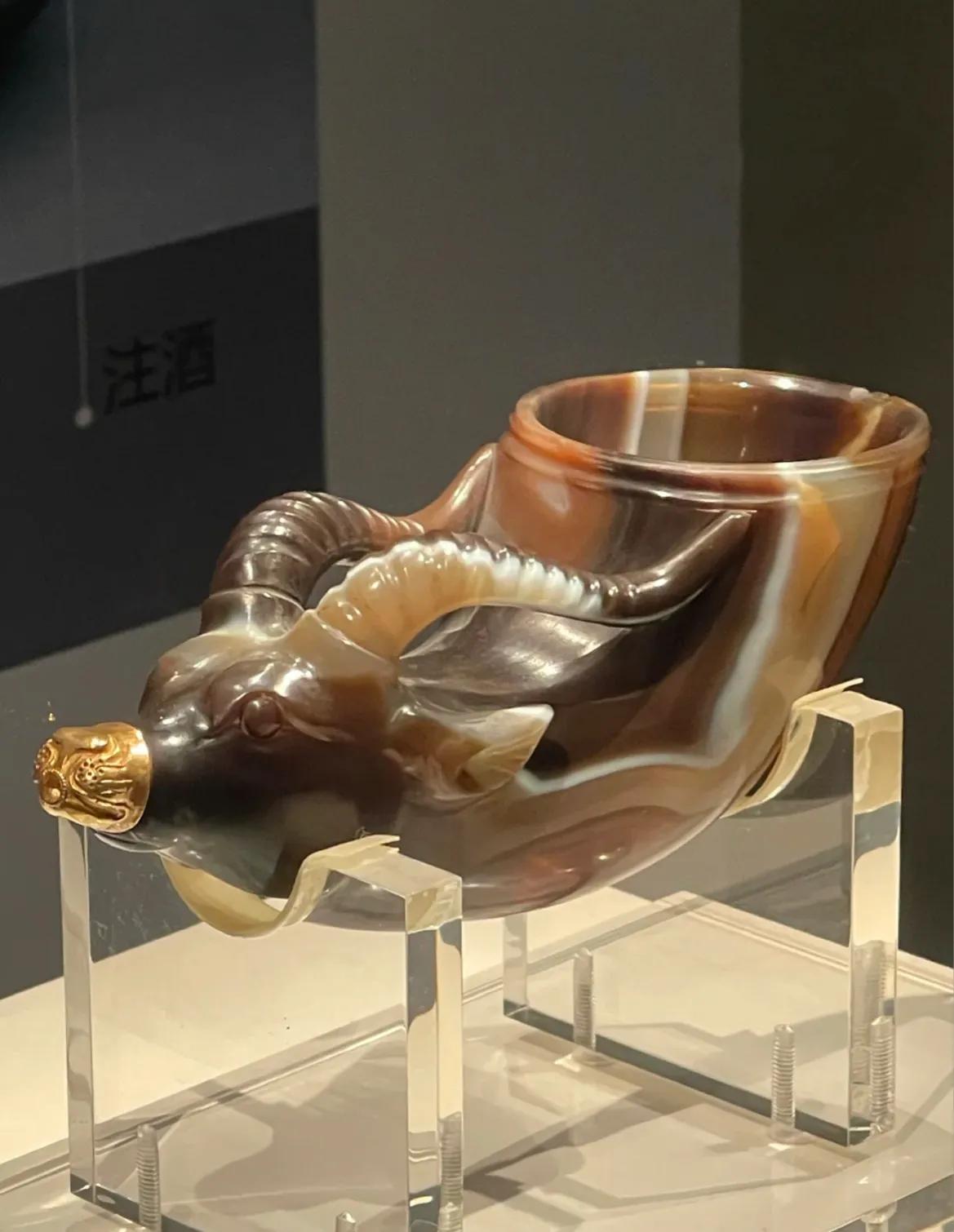 镶金兽玛瑙杯陕西历史博物馆,镶金兽首牛角玛瑙杯价格
