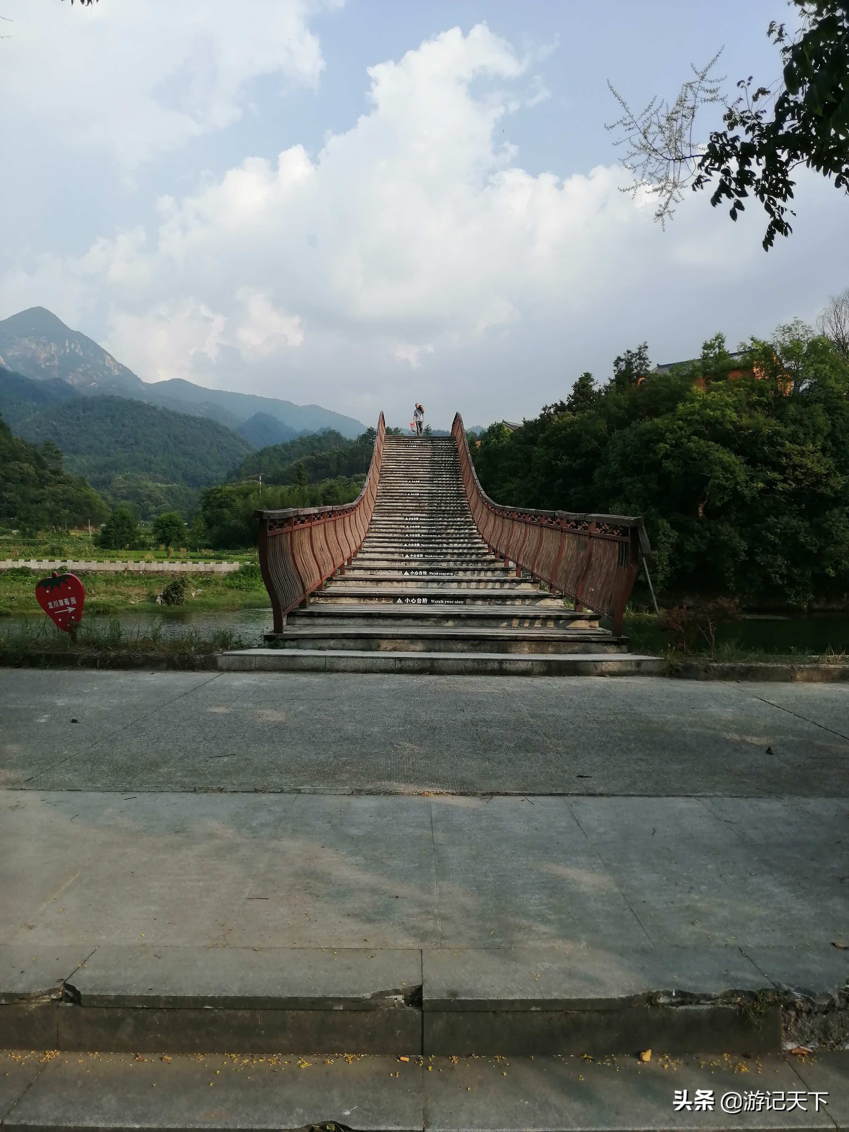 龙川新龙川,龙川东至龙川西