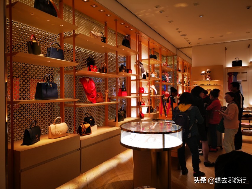 英国免税店茅台和国内有区别吗,英国机场免税店的茅台酒