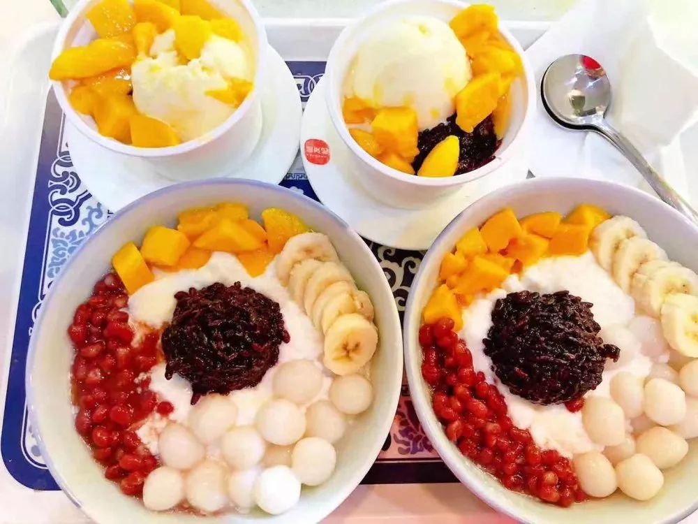 小编探店巴黎贝甜,小编探美食